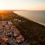 Bursztynowa 13 3*