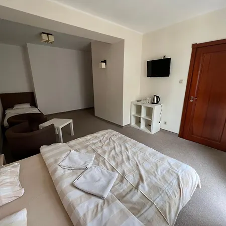 Guest house Bursztynowa 13 *