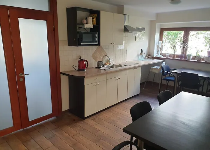 Bursztynowa 13 Gæstehus